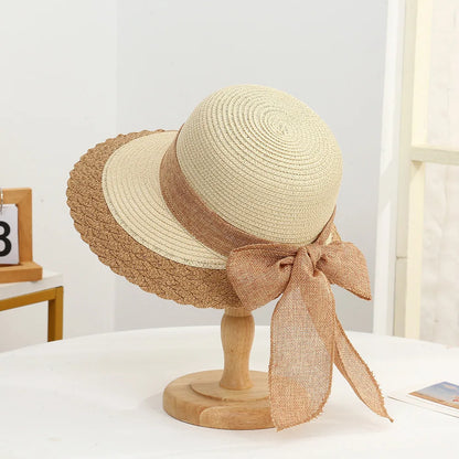 Sombrero de paja bohemio con lazo — detalle del lazo